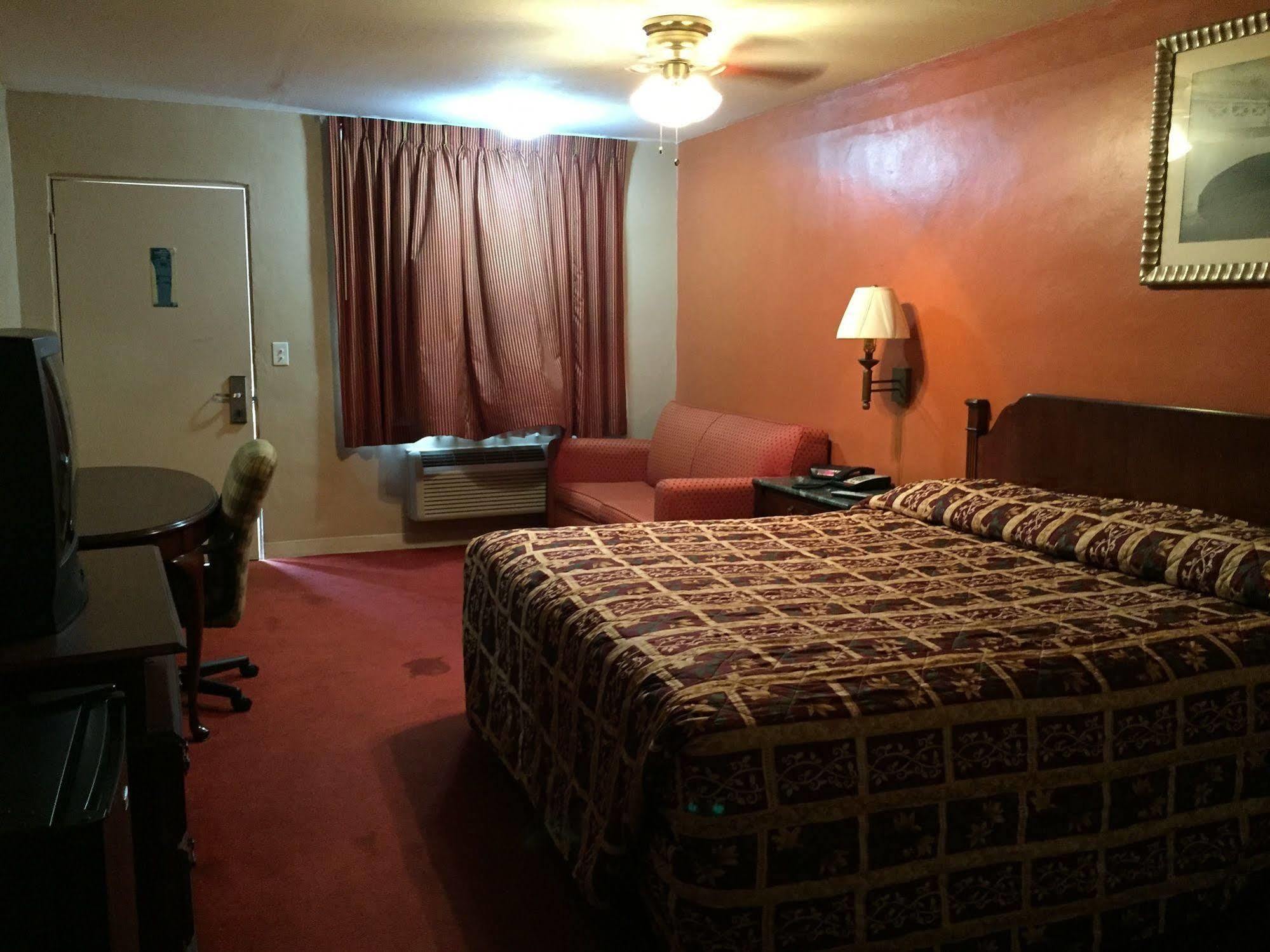 Deluxe Inn Airport McAllen Extérieur photo